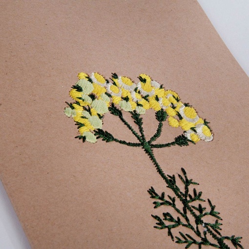 Postal Artebene bordado flor milefólio
