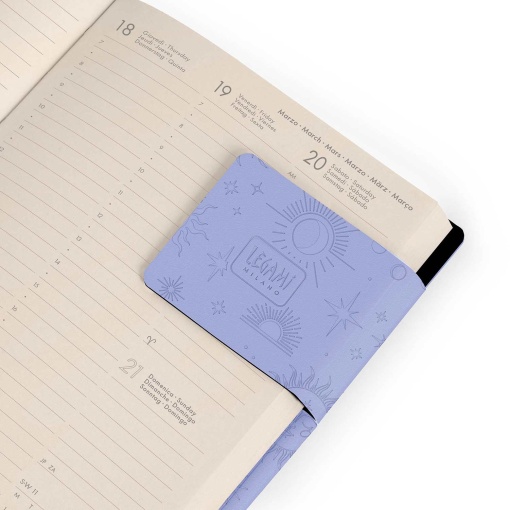 Agenda semanal 120x180mm 2027 Legami Cosmic Lilac "Cosmic Dreamer" com elástico