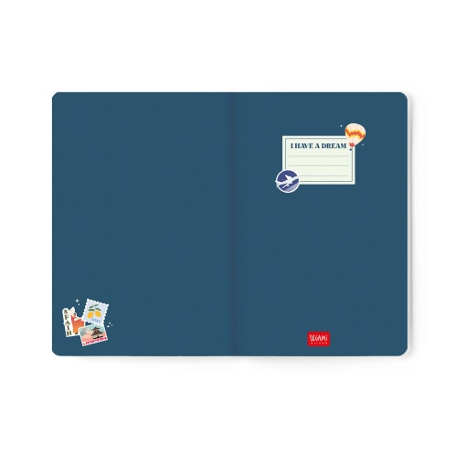 Agenda semanal 120x180mm 2027 Legami Travel Stickers "Every Journey Tells a Story" com elástico