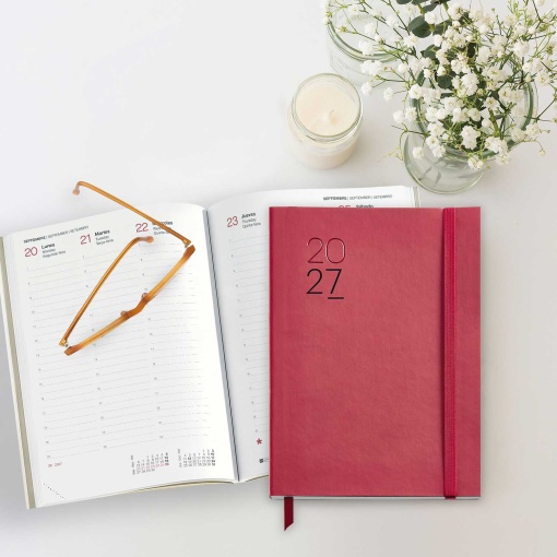 A5 2027 Weekly Planner, Miquelrius Plus Luxor, Red