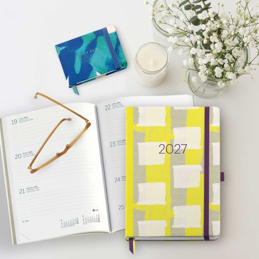 Weekly planner A5 2027 Miquelrius Plus Graphic Squares
