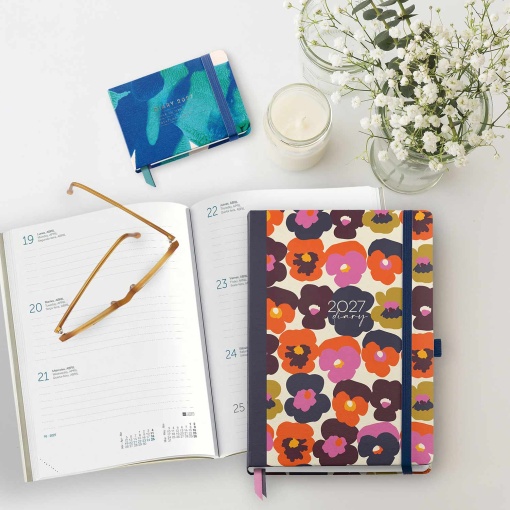 Weekly agenda A5 2027 Miquelrius Plus Natura Bold Flowers