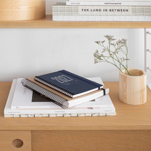 Agenda diária A5 2027 espiral Miquelrius Recycled Dark Blue