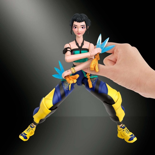 Zoey de K-Pop Demon Hunters con manos, caras y accesorios intercambiables, Mattel JRY32