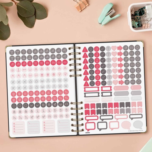 A5 2027 spiral-bound daily planner, Finocam Alma black