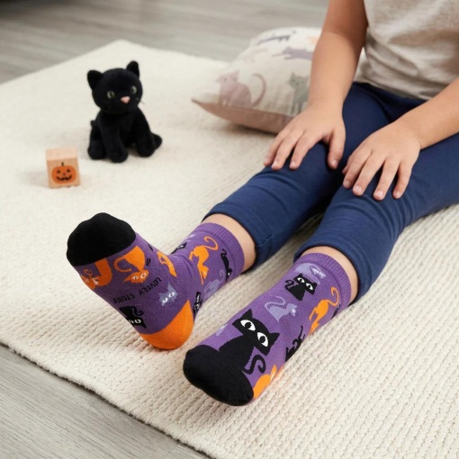 Lovely Story Halloween Magic Cats Socks 30-35
