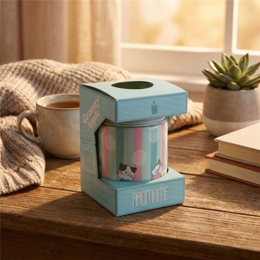 Lovely Story Cozy Whiskers aromatic candle 160g