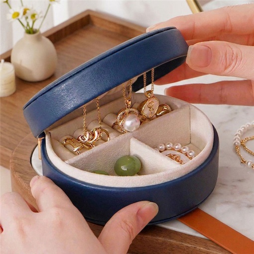 Lovely Story K-Pop blue jewelry box