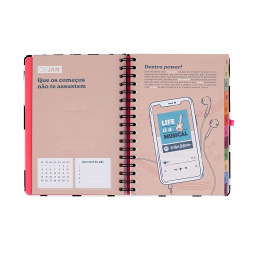Agenda semanal 180x226mm 2027 con encuadernación en espiral Mr. Wonderful "Organizado, más o menos"