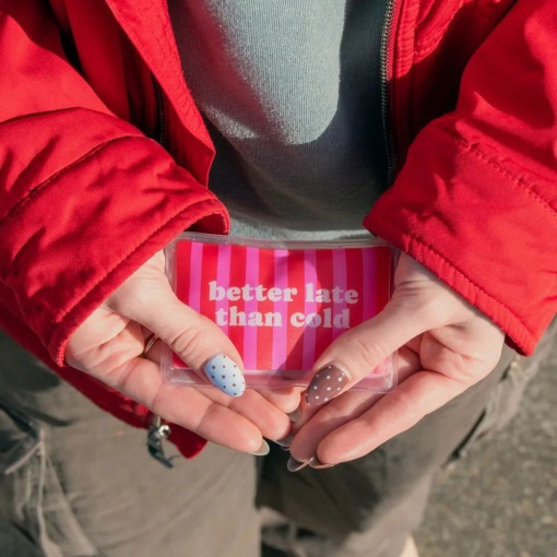 Fissure Hand Warmer "Better Late Than Cold"