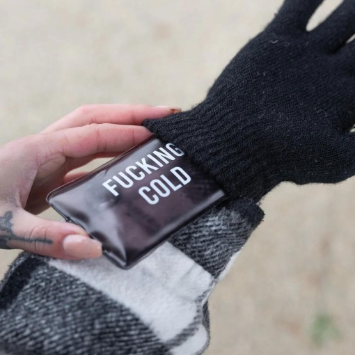 Hand warmer "Fucking Cold" crack