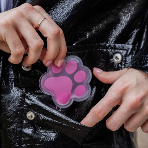 Hand warmer Paw fissure