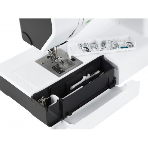 MAQUINA DE COSTURA E BORDAR BERNETTE B79