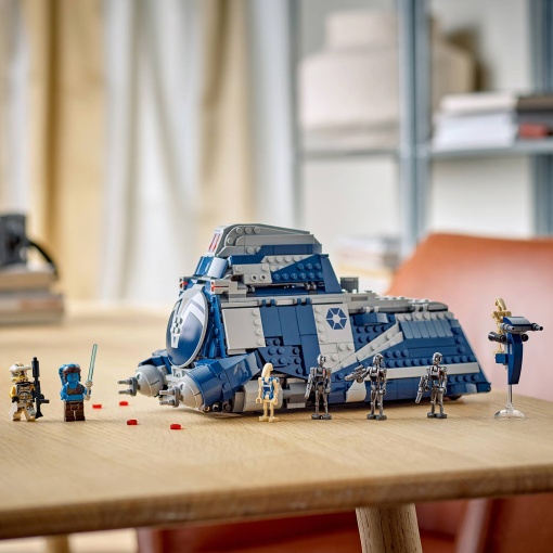 LEGO Star Wars MTT separatista da batalha de Felucia 75435