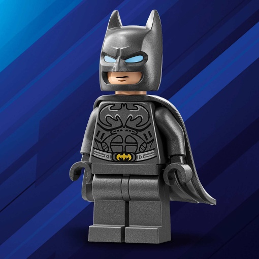 LEGO Batman Batmobile de Batman Forever 76304