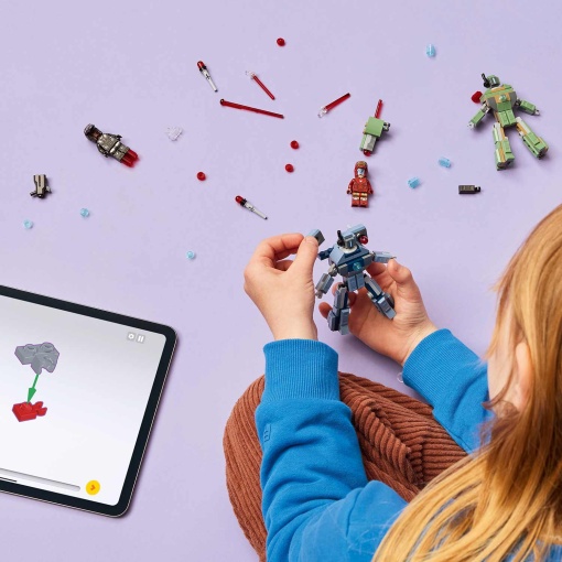 LEGO Marvel Iron Man e máquina de guerra contra drones Hammer 76320