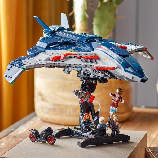 LEGO Marvel Quinjet de Vingadores: A Era de Ultron 76325