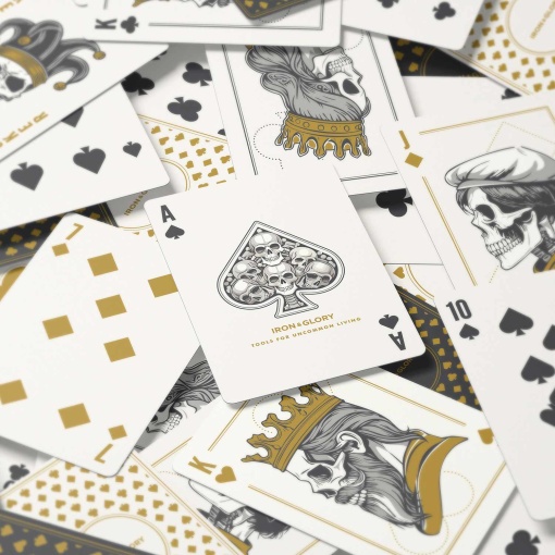 Big Deal - Conjunto cartas deluxe em caixa de madeira IRON & GLORY