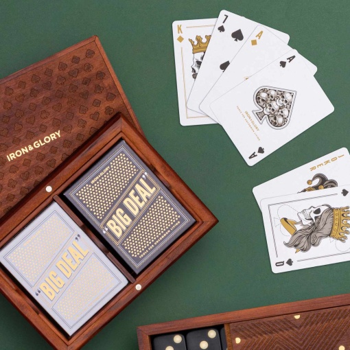 Big Deal - Conjunto cartas deluxe em caixa de madeira IRON & GLORY