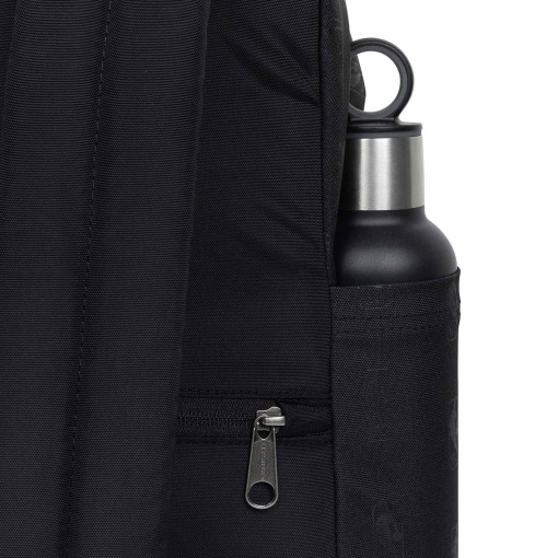 Mochila EASTPAK Day Pak'r NBA Logo 40x30x18cm